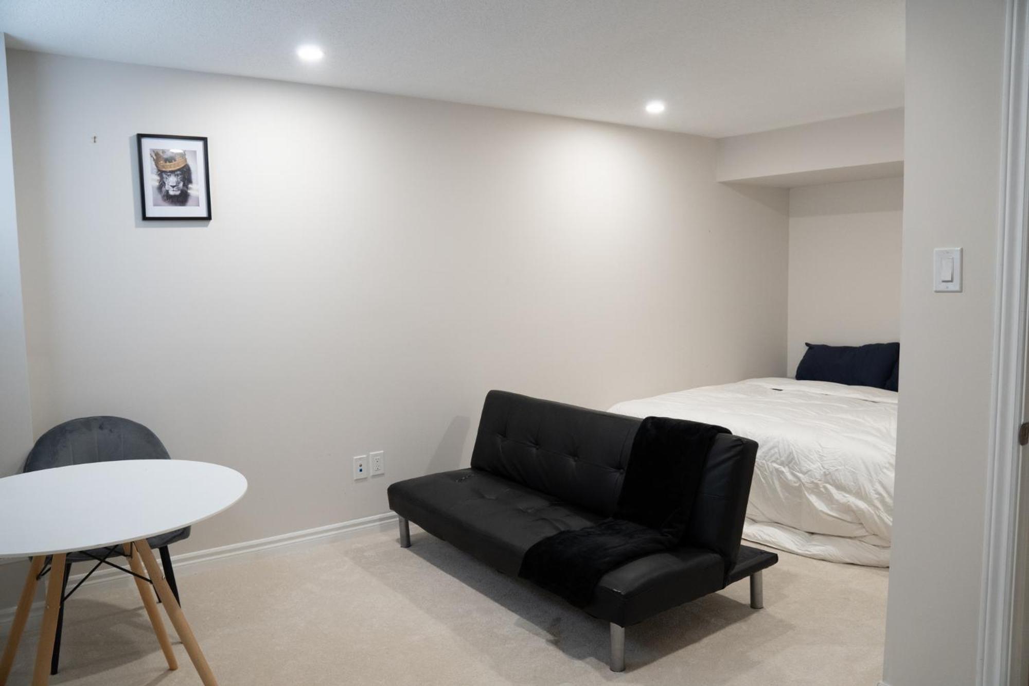 Transpark Home Ottawa Exterior photo